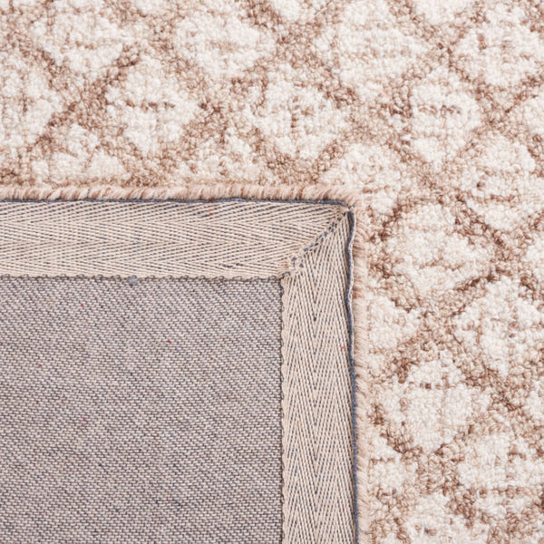 Safavieh Abstract 203 Hand Tufted Wool/Cotton Rug ABT203T-8