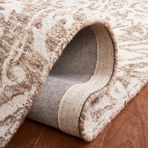 Safavieh Abstract 204 Hand Tufted Wool/Cotton Rug ABT204B-8