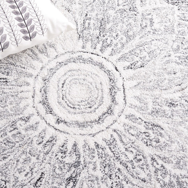 Safavieh Abstract 354 Hand Tufted Wool with Cotton Cloth backing Rug ABT354A-8