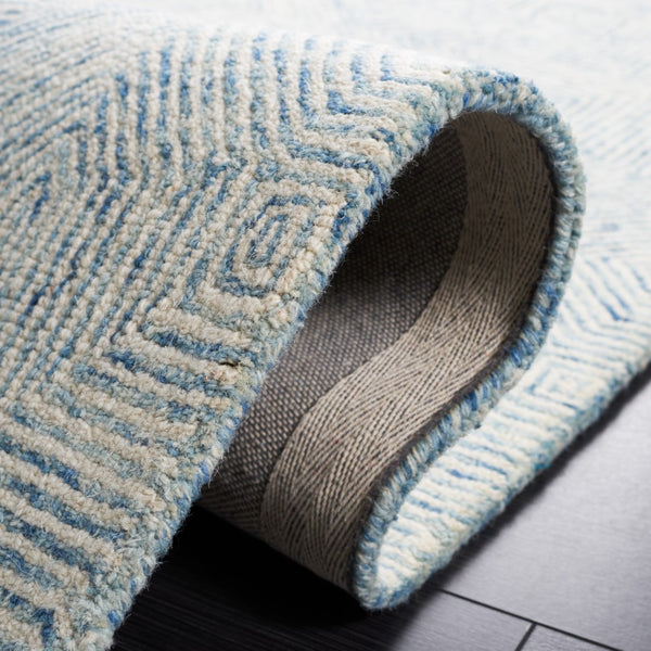 Safavieh Abstract 425 Hand Tufted 80% Wool/20% Cotton Rug ABT425M-8