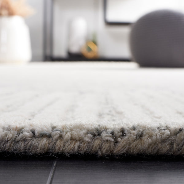 Safavieh Abstract 478 Hand Tufted 85% Wool, 15% Cotton Rug ABT478F-5