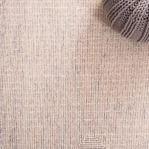 Safavieh Abstract 480 Hand Tufted 85% Wool/15% Cotton Modern Rug ABT480F-9