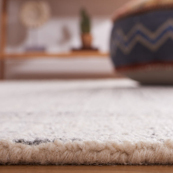 Safavieh Abstract 480 Hand Tufted 85% Wool/15% Cotton Modern Rug ABT480M-9