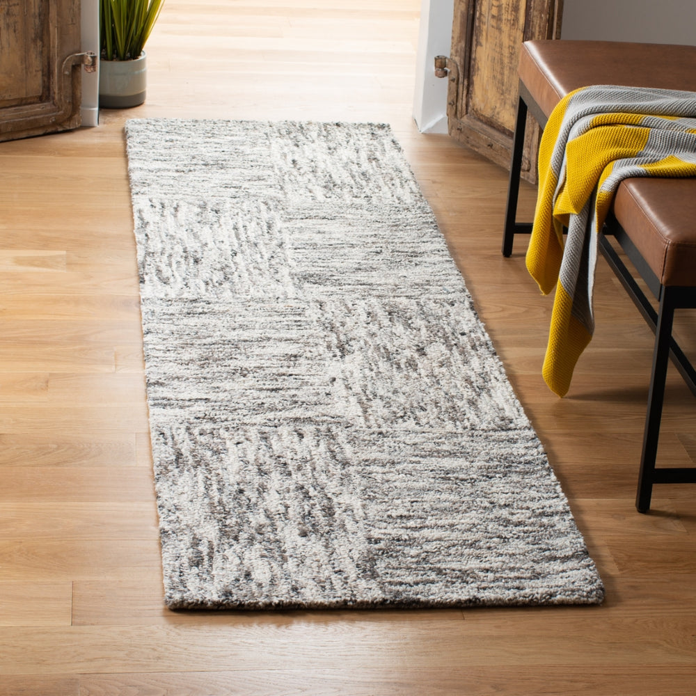 Abstract Hand-Tufted NZ Wool & Viscose Rug - Luxurious Design for Elegant Home Décor Needs