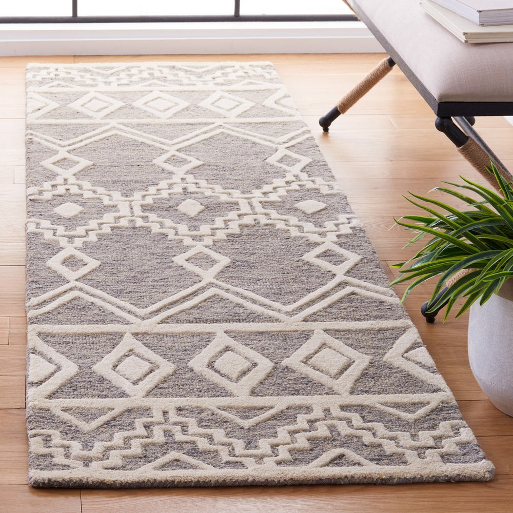 Safavieh Abstract 851 Hand Tufted Wool Contemporary Rug ABT851F-8