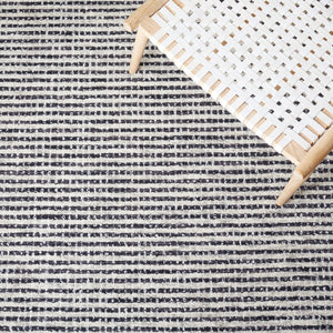 Safavieh Abstract 853 Hand Tufted Wool Contemporary Rug ABT853Z-6SQ