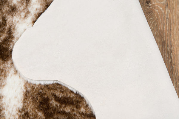 Momeni Erin Gates Acadia ACA-3 Machine Made Modern Animal Print Indoor Area Rug Brown 5'3" x 7'10" ACADIACA-3BRN537A