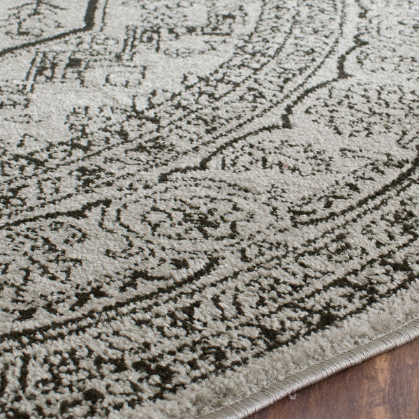 Safavieh Adirondack 108 Power Loomed 55% Polypropylene/ 40% Jute/ 5% Polyester Traditional Rug ADR108A-280