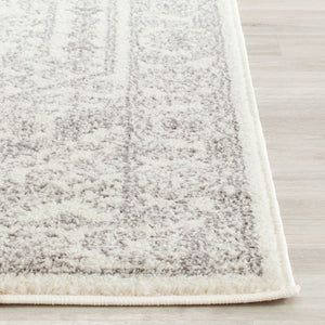 Safavieh Adirondack 108 Power Loomed 55% Polypropylene/ 40% Jute/ 5% Polyester Traditional Rug ADR108B-280