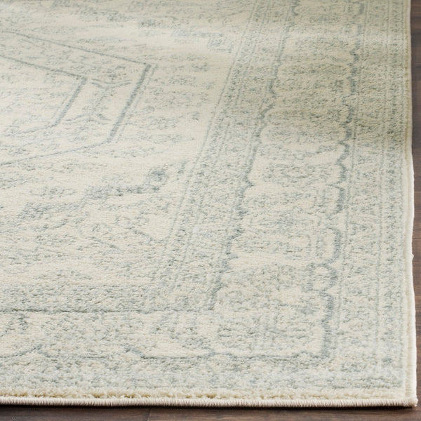 Safavieh Adirondack 108 Power Loomed 55% Polypropylene/ 40% Jute/ 5% Polyester Rug ADR108S-8SQ