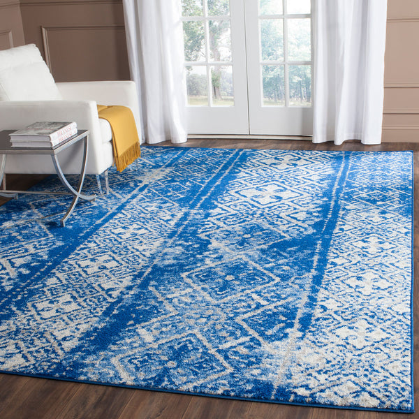 Safavieh Adirondack 111 Power Loomed 55% Polypropylene/ 40% Jute/ 5% Polyester Rug ADR111F-4SQ