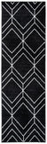 Adirondack 241 Contemporary Power Loomed Polypropylene Pile Rug Black / Ivory