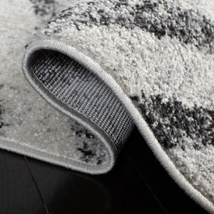 Adirondack 253 Contemporary Power Loomed Polypropylene Pile Rug Ivory / Grey