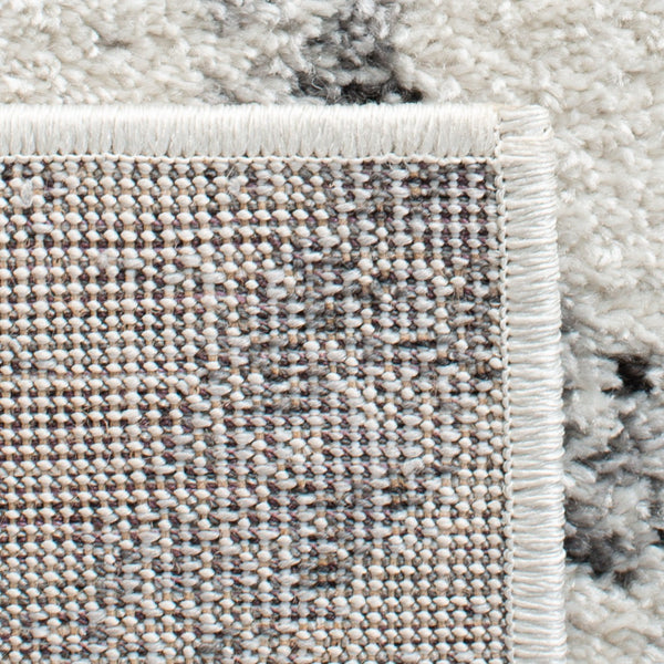 Adirondack 253 Contemporary Power Loomed Polypropylene Pile Rug Ivory / Grey