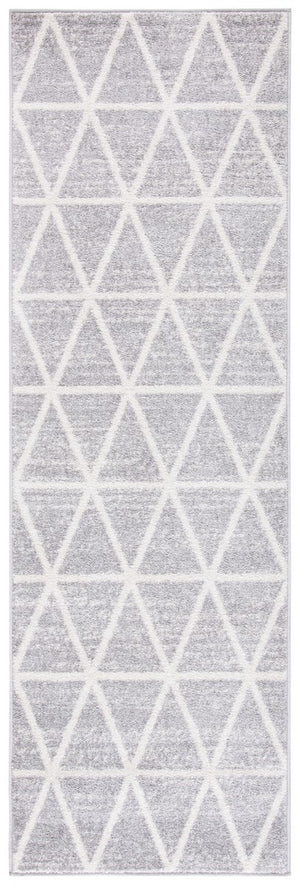Adirondack 262 Contemporary Power Loomed Polypropylene Pile Rug Grey / Ivory