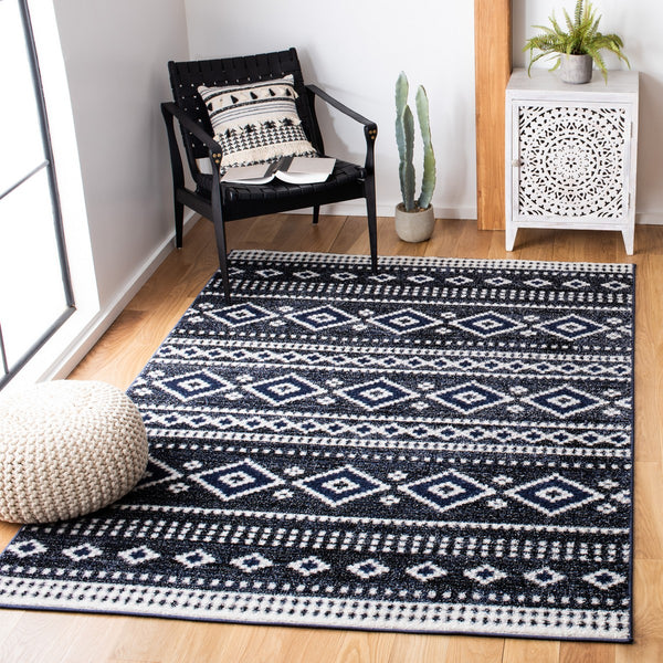 Adirondack 277  Power Loomed Polypropylene Pile Rug Dark Grey / Ivory