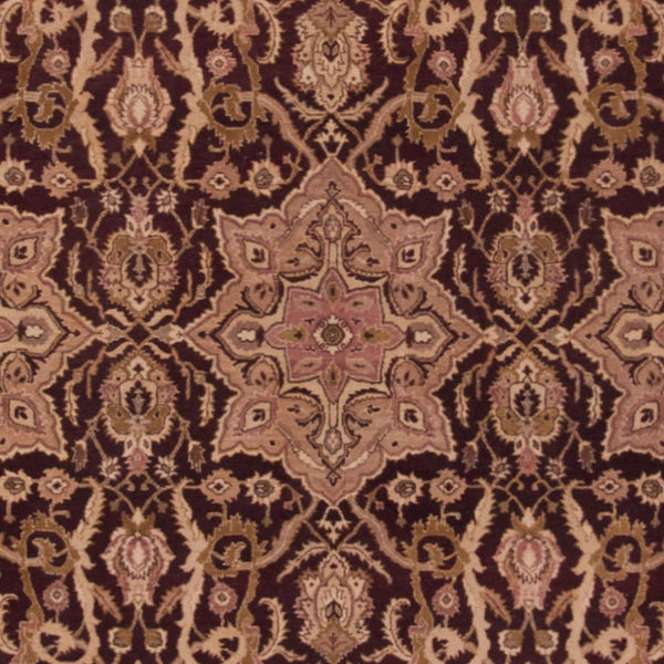 Agra Luxurious Wool Pile Rug from India – Elevate Your Home Décor with Timeless Elegance!