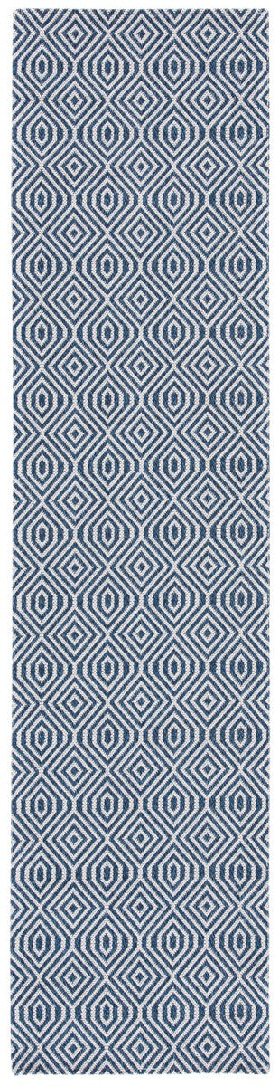 Augustine 400 Augustine 401  Power Loomed 62.5%Coton, 33.9%Polyester, 3.6%Viscose Rug Navy / Light Grey
