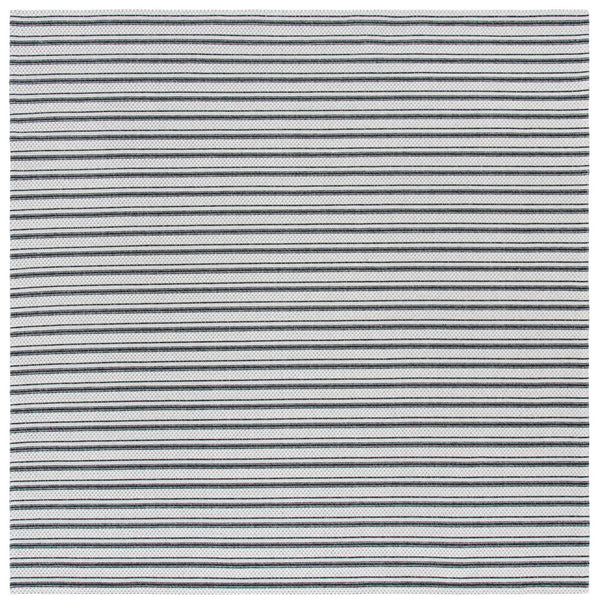 Augustine 400 Augustine 419  Power Loomed 67.8%Coton, 28.6%Polyester, 3.6%Viscose Rug Black / Light Grey