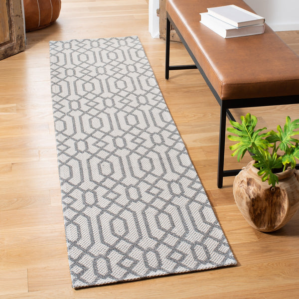 Augustine 400 Augustine 421  Power Loomed 74.8%Coton, 21.9%Polyester, 3.3%Viscose Rug Anthracite / Light Grey