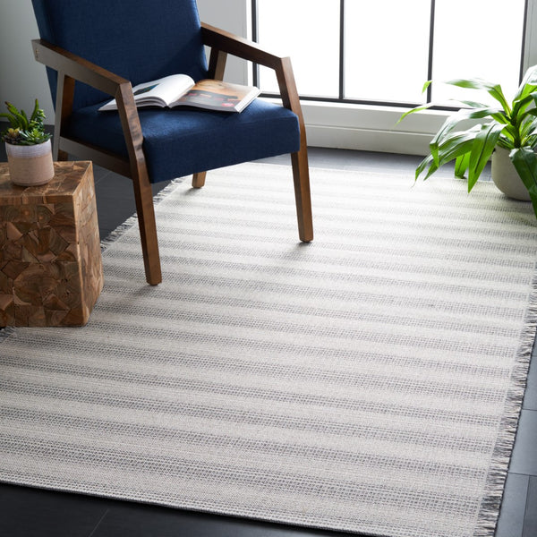 Safavieh Augustine 501 70% cotton,17% Polypropylene, 13% Polyester Power Loomed Rug AGT501G-9