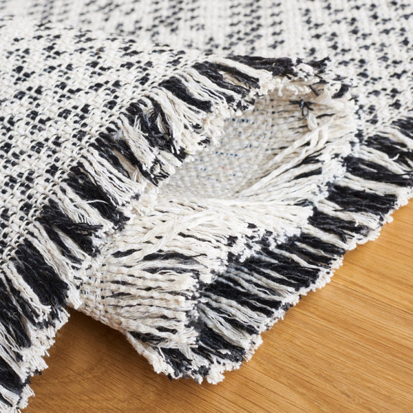 Safavieh Augustine 507 70% cotton,17% Polypropylene, 13% Polyester Power Loomed Rug AGT507Z-7SQ