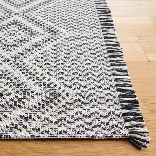 Safavieh Augustine 507 70% cotton,17% Polypropylene, 13% Polyester Power Loomed Rug AGT507Z-7SQ