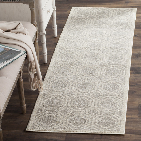 Safavieh Amherst 411 Power Loomed 67% Polypropylene 18% Fibrillated Polypropylene 8% Latex 7% Poly-cotton(warp) Rug AMT411B-29