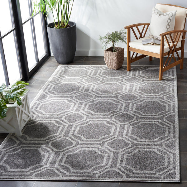 Safavieh Amherst 411 Power Loomed 67% Polypropylene 18% Fibrillated Polypropylene 8% Latex 7% Poly-cotton(warp) Rug AMT411C-3