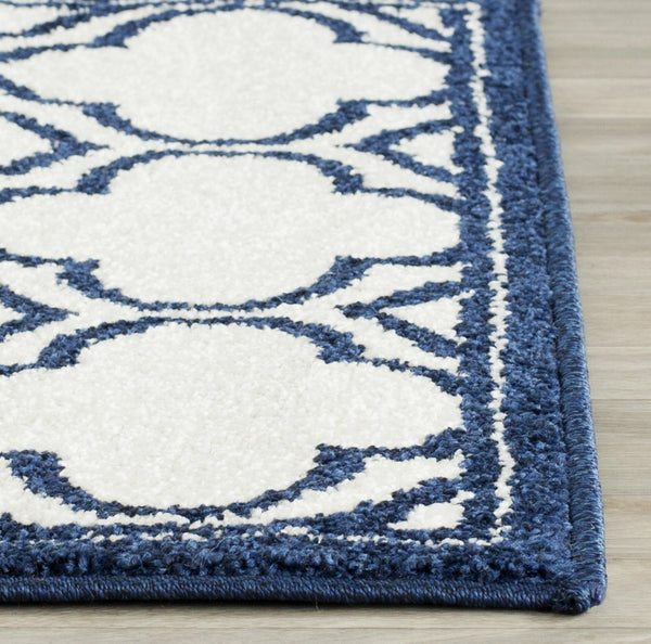 Safavieh Amherst 412 Power Loomed 67% Polypropylene 18% Fibrillated Polypropylene 8% Latex 7% Poly-cotton(warp) Rug AMT412M-29