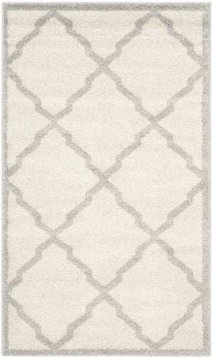 Safavieh Amherst 421 Power Loomed 67% Polypropylene 18% Fibrillated Polypropylene 8% Latex 7% Poly-cotton(warp) Rug AMT421E-3
