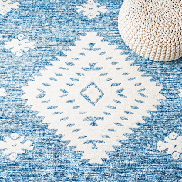 Aspen 550 Bohemian Hand Tufted 100% Wool Pile Rug Blue / Ivory