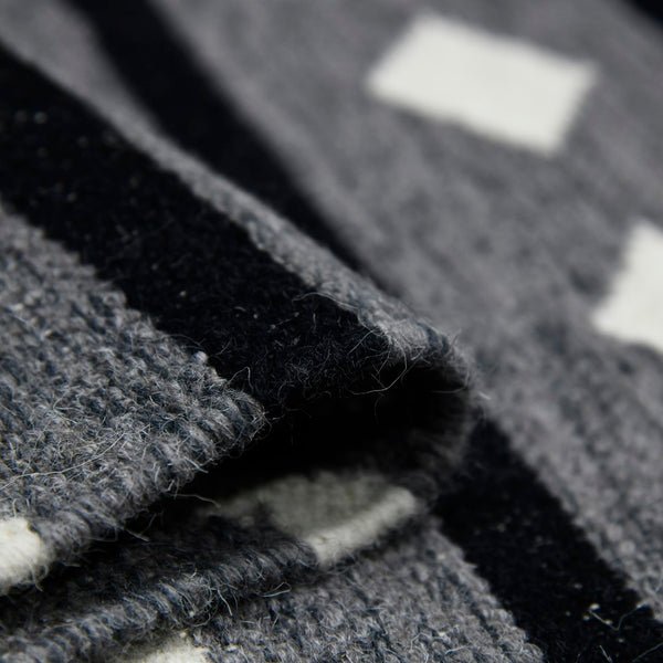 AMER Rugs Artifacts ARI-1 Flat-Weave Tribal Southwestern Area Rug Gray 9' x 12'