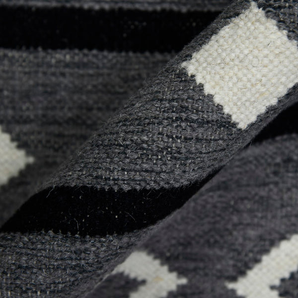 AMER Rugs Artifacts ARI-1 Flat-Weave Tribal Southwestern Area Rug Gray 9' x 12'