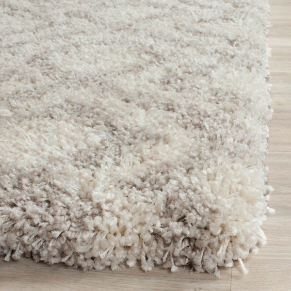 Safavieh Arizona Shag 740 Power Loomed 60% Polypropylene/35% Jute/5% Polyester Rug ASG740A-26
