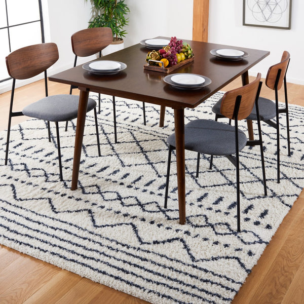 Safavieh Arizona Shag 741 Power Loomed 60% Polypropylene/35% Jute/5% Polyester Rug ASG741M-9