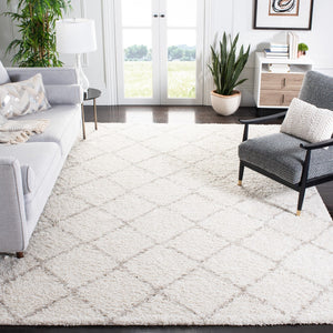 Safavieh Arizona Shag 742 Power Loomed 60% Polypropylene/35% Jute/5% Polyester Rug ASG742A-10