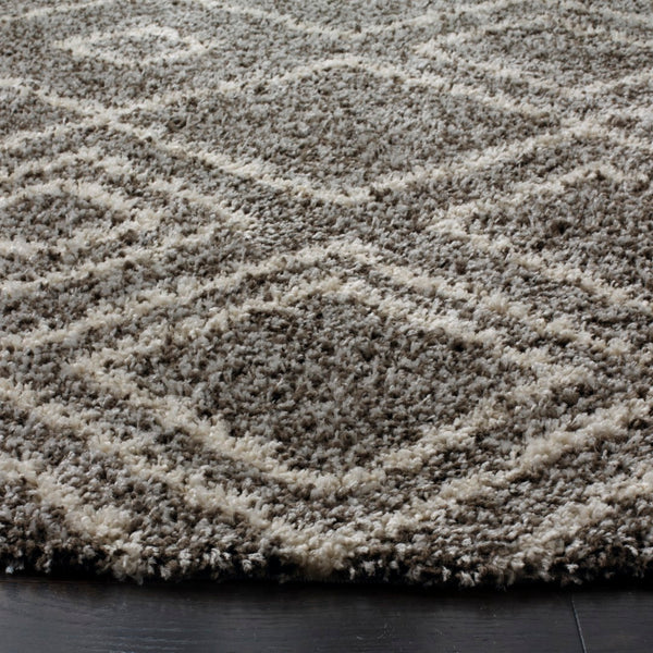 Safavieh Arizona Shag 744 Power Loomed 60% Polypropylene/35% Jute/5% Polyester Rug ASG744B-26