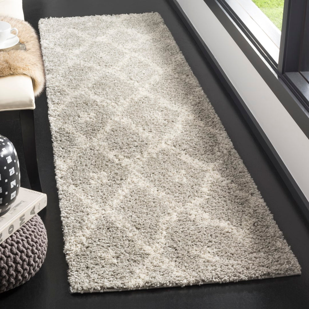 Safavieh Arizona Shag 747 Power Loomed 60% Polypropylene/35% Jute/5% Polyester Rug ASG747D-4