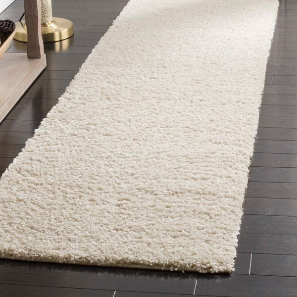 Safavieh Arizona Shag 820 Power Loomed 60% Polypropylene/35% Jute/5% Polyester Rug ASG820A-4