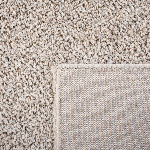 Safavieh Arizona Shag 820 Power Loomed 60% Polypropylene/35% Jute/5% Polyester Rug ASG820B-4