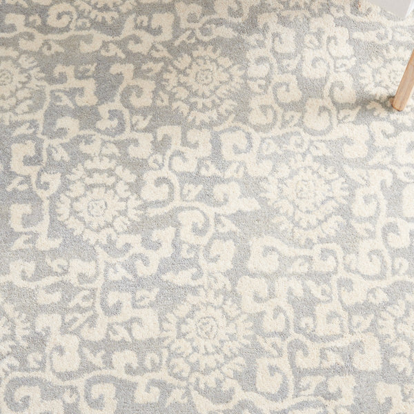 Safavieh Antiquity 860 Hand Tufted Wool Rug AT860F-8