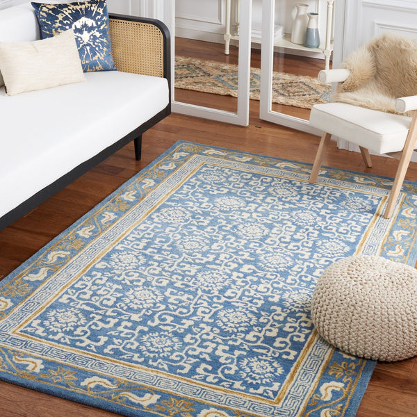 Safavieh Antiquity 860 Hand Tufted Wool Rug AT860M-8