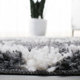 Safavieh August Shag 211 Power Loomed Polypropylene Freise Shag & Flokati Rug AUG211H-710