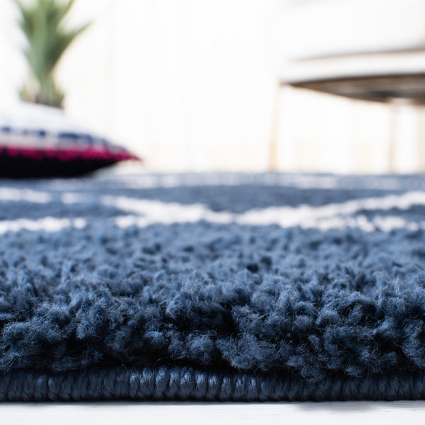 Safavieh August 500 Power Loomed 50% Jute/45% Polypropylene/5% Polyester Shag Rug AUG501B-9