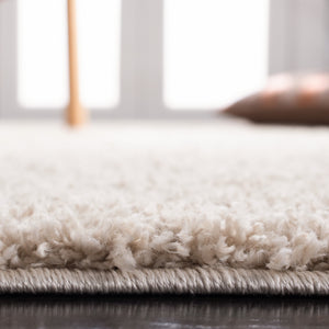 Safavieh August Shag 561 Power Loomed 50% Jute/45% Polypropylene/5% Polyester Shag Rug AUG561B-9