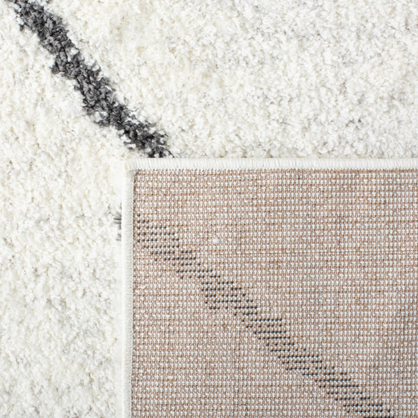 Safavieh August 500 Power Loomed 50% Jute/45% Polypropylene/5% Polyester Shag Rug AUG572A-9