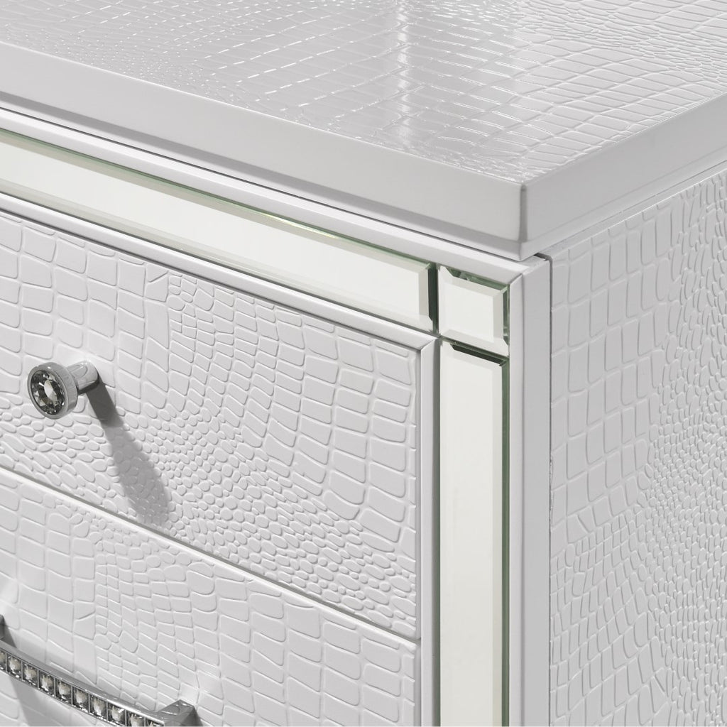 New Classic Furniture Valentino Vanity Table White BA9698W-090