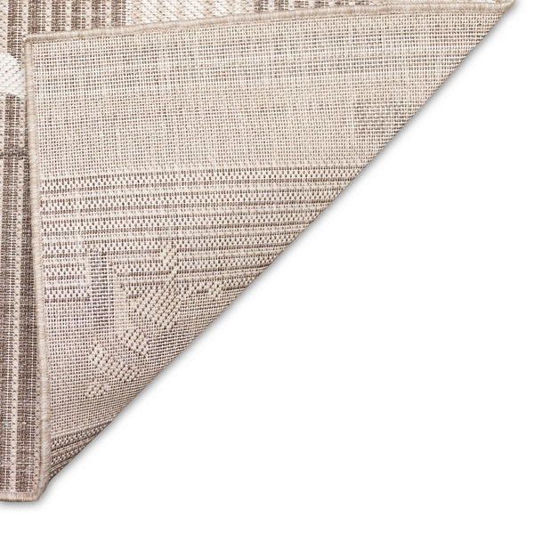 Trans-Ocean Liora Manne Malibu Sweet Bees Casual Indoor/Outdoor Power Loomed 88% Polypropylene/12% Polyester Rug Neutral 7'10" x 9'10"