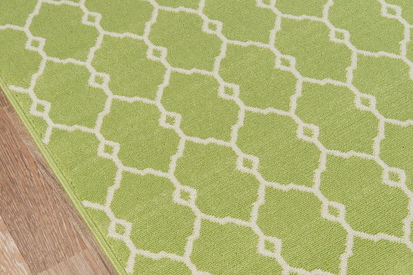 Momeni Baja BAJ-2 Machine Made Contemporary Geometric Indoor/Outdoor Area Rug Green 8'6" x 13' BAJA0BAJ-2GRN860D